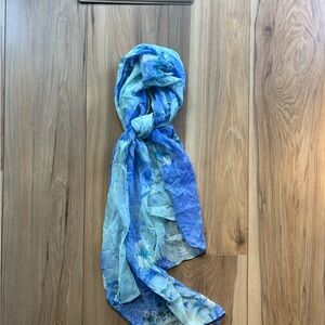 Blue Floral Mesh Scarf